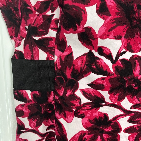 Simone Magenta and White Floral Print Dress | Size 6 - Picture 2 of 5